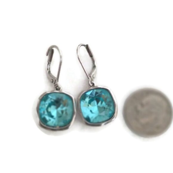 💫3 for $10 Aquamarine Dangle Earrings - Picture 2 of 3